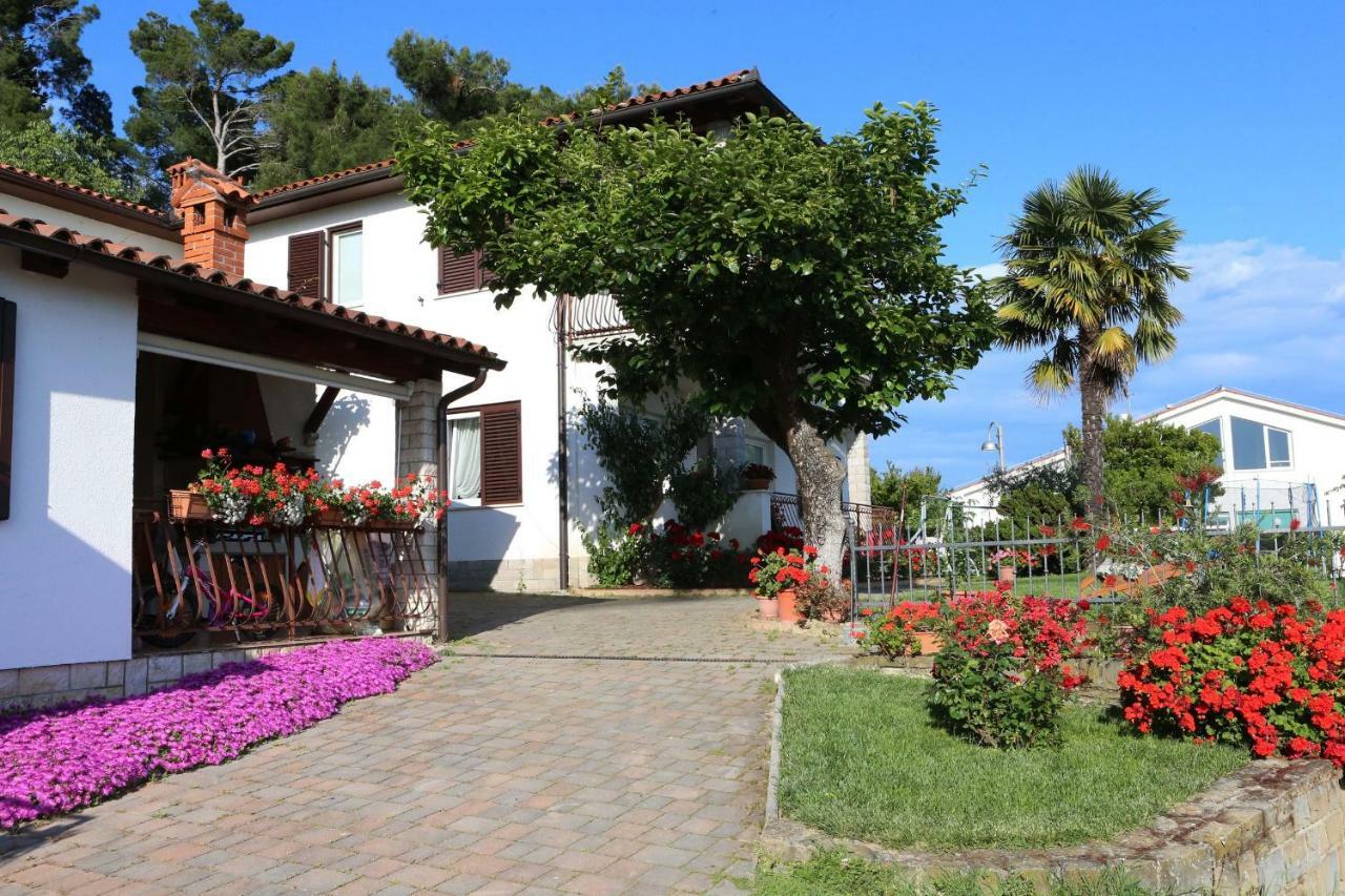 Sea View Apartments Portoroz Zm Exterior photo